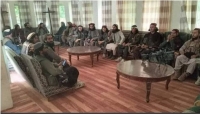 طالبان در دفتر احمد شاه مسعود در تخار - تکیه بر جای بزرگان نتوان زد به گزاف
