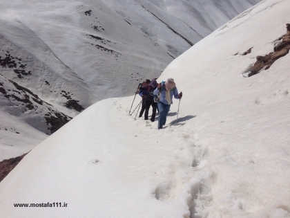 تلاشی ناموفق برای صعود به قله پرسون پر از برف